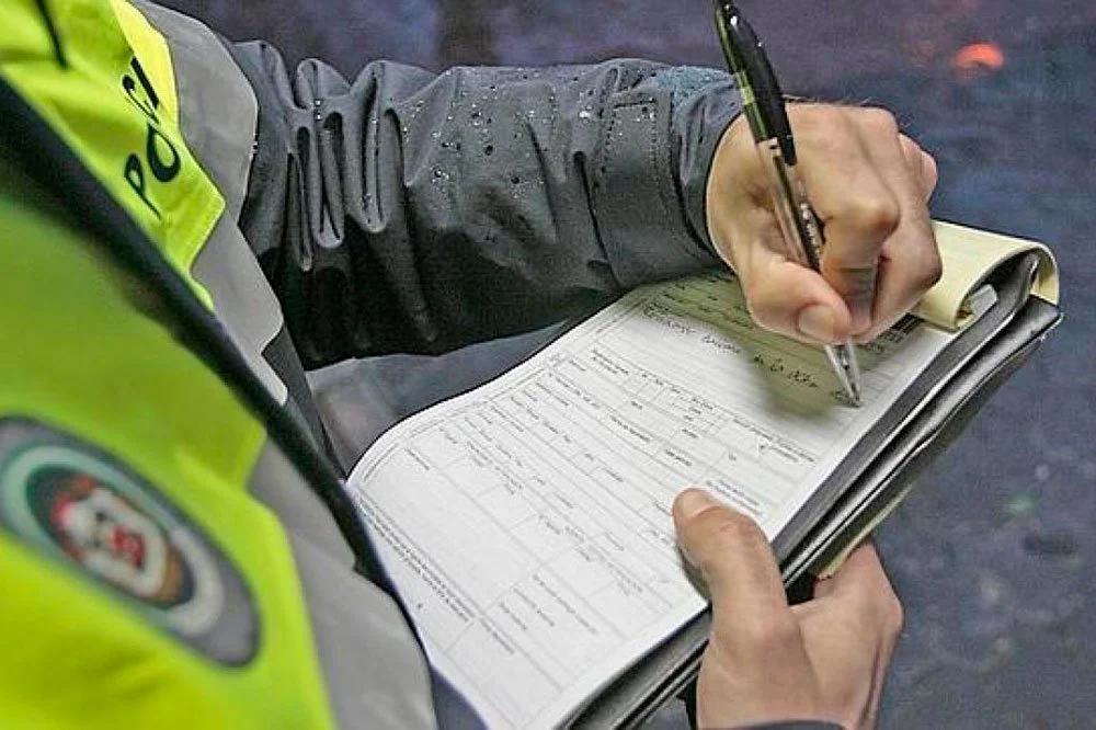 Cómo Recurrir una Multa de ITV: Cita Previa y Coche Aparcado